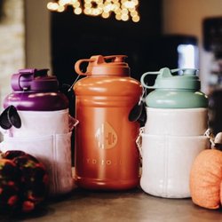 Tea2go TeaN’ergy Magnolia - We have just the thing to keep you hydrated all day long! HydroJugs in two sizes - just pick the one that works for you!