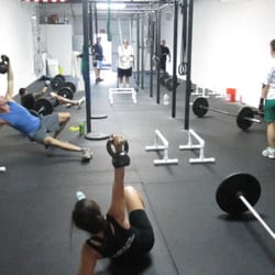 CrossFit Conejo Valley - Strength and coordination