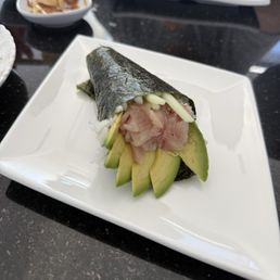 yellowtail handroll yellowtail handroll