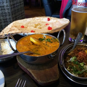 Omar Khayyam - Peshwari naan, chicken tikka masala, saag paneer and basmati rice, Kingfisher beer. Nicely spiced. - Indian Near Me - Edinburgh, EDH Omar Khayyam - Peshwari naan, chicken tikka masala, saag paneer and basmati rice, Kingfisher beer. Nicely spiced. - Indian Near Me - Edinburgh, EDH
