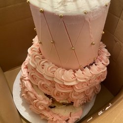 Butterfly Cake Shop - Collapsed cake with ugly crisscross markings
