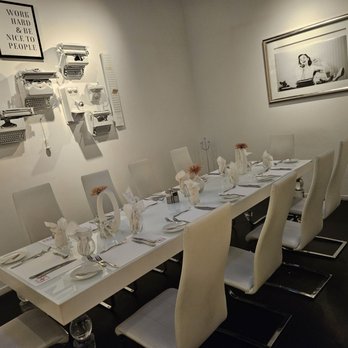 Eight4Nine - Private dining room with a vintage typewriter and telephone display. - New American Near Me - Palm Springs, California Eight4Nine - Private dining room with a vintage typewriter and telephone display. - New American Near Me - Palm Springs, California