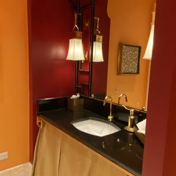 Wing Lei - Bathroom - Chinese Near Me - Las Vegas, Nevada