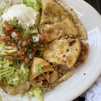 Casa Del Tequila - Lunch Chicken quesadilla - Mexican Near Me - Tulsa, Oklahoma Casa Del Tequila - Lunch Chicken quesadilla - Mexican Near Me - Tulsa, Oklahoma
