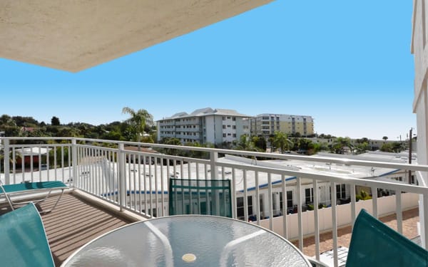 House of the Sun by null