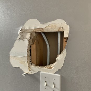 Chicago Painters - Before - Painters Near Me - Chicago, Illinois Chicago Painters - Before - Painters Near Me - Chicago, Illinois