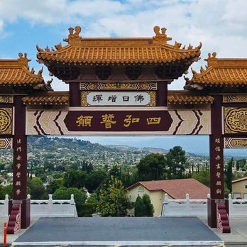 Hsi Lai Temple - Buddhist Temples Near Me - Hacienda Heights, California