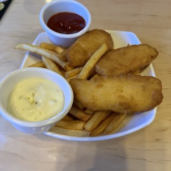 DZO Bar & Grill - the fish and chips - Bars Near Me - Portland, Oregon