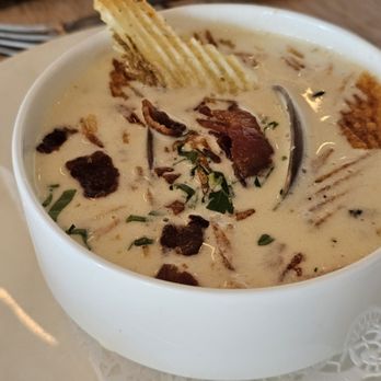 Shell & Bones Oyster Bar and Grill - Clam chowder - Seafood Near Me - New Haven, Connecticut