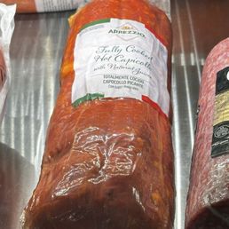 ALERT ‍ THEY HAVE HOT CAPPICOLA!!