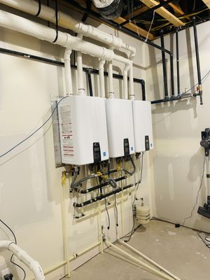 Major League Plumbing and Heating Logo