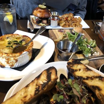 Hootch and Banter - Mussels, cheese plate, onion soup, pork belly egg sandwich. - New American Near Me - Frederick, Maryland