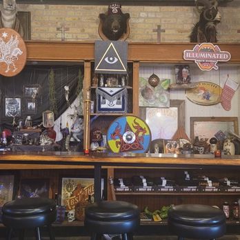 Illuminated Brew Works - Shop - Brewpubs Near Me - Chicago, Illinois Illuminated Brew Works - Shop - Brewpubs Near Me - Chicago, Illinois