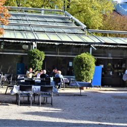 Parkcafe - Café and Outdoor seating