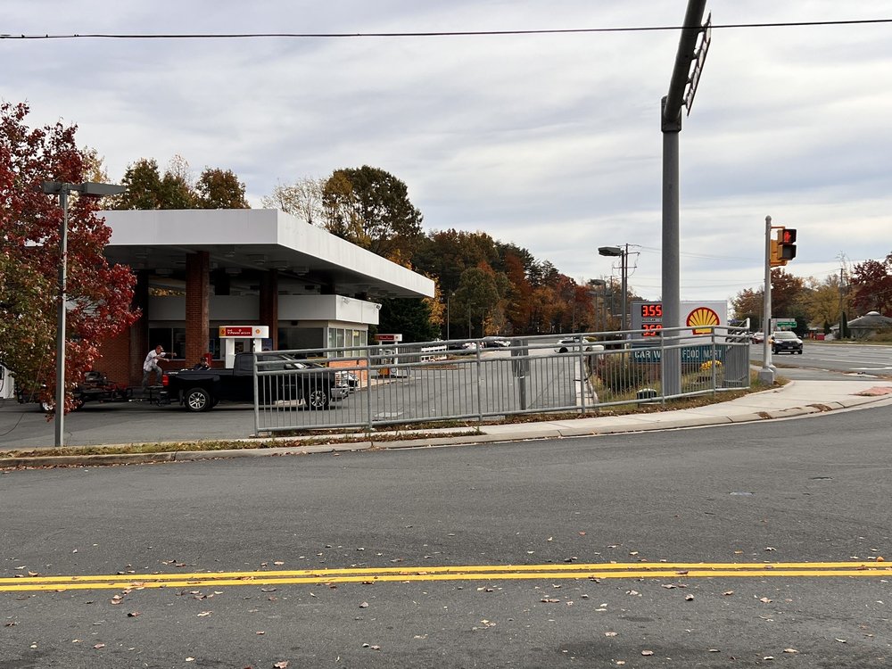 VALERO Updated August 2024 13295 Trowbridge Dr, Woodbridge