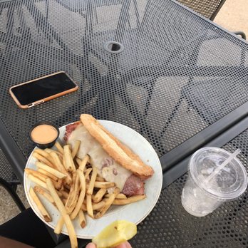 Brickmakers Cafe - Cuban - Cafes Near Me - Lorton, Virginia