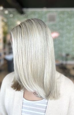 Golden Era Hair Studio by null