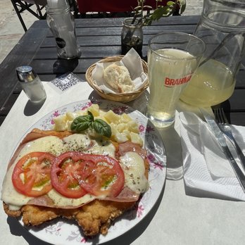 La Forchetta - Suprema napolitana y papas a la crema. Limonada con menta y jengibre. - Italian Near Me - San Isidro, B La Forchetta - Suprema napolitana y papas a la crema. Limonada con menta y jengibre. - Italian Near Me - San Isidro, B