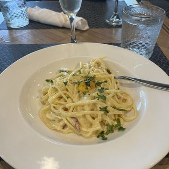 Ascione Bistro - Linguini Carbonara - Italian Near Me - Chicago, Illinois