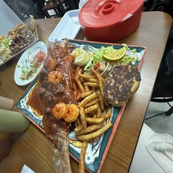 Mariscos La Pirraya - Red snapper