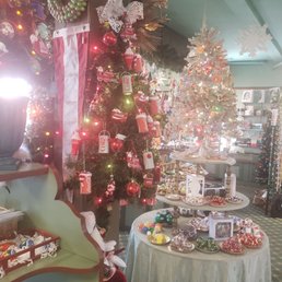 Beautiful ornaments! Beautiful ornaments!