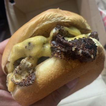 Sonic Drive-In - Smash SONIC Cheeseburger - Burgers Near Me - Scottsburg, Indiana Sonic Drive-In - Smash SONIC Cheeseburger - Burgers Near Me - Scottsburg, Indiana