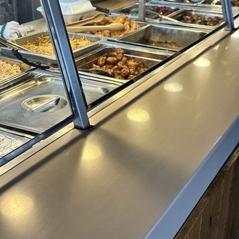 Whistle Wok - a line of food being served at a buffet - Chinese Near Me - American Fork, Utah