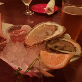 Summer Shack - Boston - Lobster roll and oysters - Seafood Near Me - Boston, Massachusetts Summer Shack - Boston - Lobster roll and oysters - Seafood Near Me - Boston, Massachusetts
