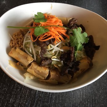 VI-La Palace - Vermicelli with spring rolls and roasted pork - a good pick! - Vietnamese Near Me - Abbotsford, British Columbia VI-La Palace - Vermicelli with spring rolls and roasted pork - a good pick! - Vietnamese Near Me - Abbotsford, British Columbia