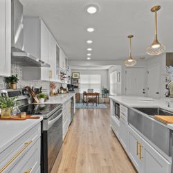 Accent Contracting - Total Kitchen remodel
Wall remodel
New custom lighting
Judy's Kitchen
New LVP flooring