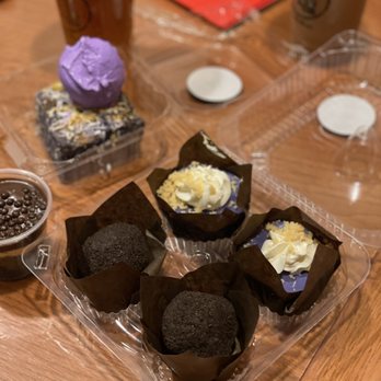 Cafe 86 - Truffles, cheesecake, bread pudding - Desserts Near Me - Union City, California Cafe 86 - Truffles, cheesecake, bread pudding - Desserts Near Me - Union City, California