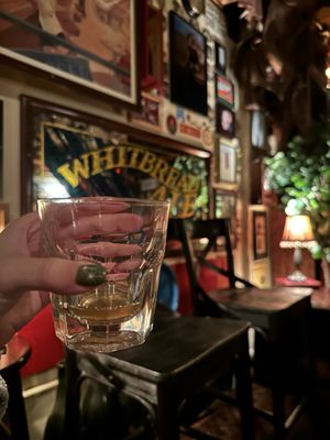 White Horse Tavern by null