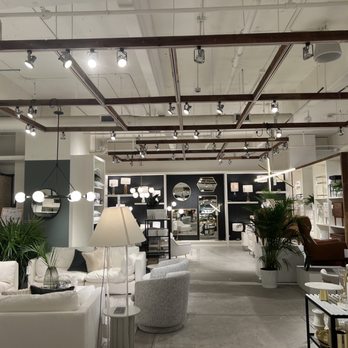 Williams-Sonoma - the interior of a furniture store - Kitchen & Bath Near Me - Miami Beach, Florida Williams-Sonoma - the interior of a furniture store - Kitchen & Bath Near Me - Miami Beach, Florida