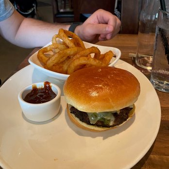 Yard House - Bars Near Me - Coral Gables, Florida Yard House - Bars Near Me - Coral Gables, Florida