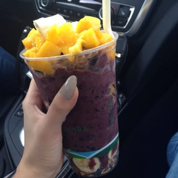 Judahlicious - Mango topped Acai bowl - Juice Bars & Smoothies Near Me - San Francisco, California