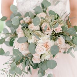 Scott's Floral, Gift & Greenhouses