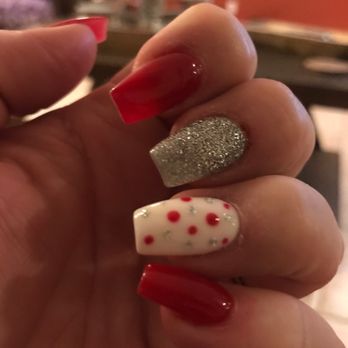 Dip Nail Spa - Christmas nails!! - Nail Salons Near Me - Oakley, California