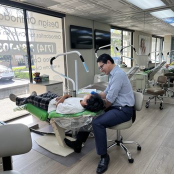 Design Orthodontics - Inside - Orthodontists Near Me - Irvine, California Design Orthodontics - Inside - Orthodontists Near Me - Irvine, California