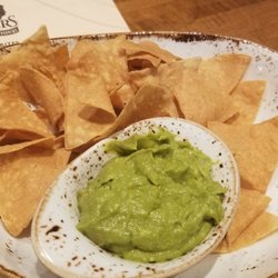 The Brew Brothers - Guacamole and tortilla chips