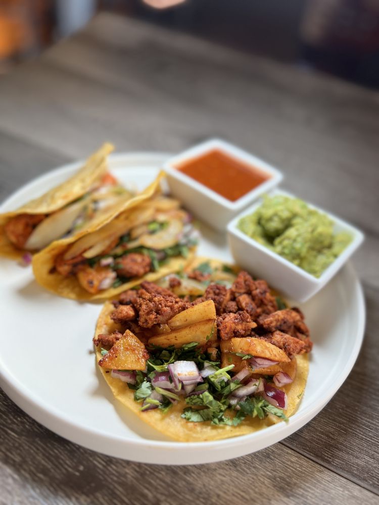 La Mexicana Cantina & Grill  - Tallmadge