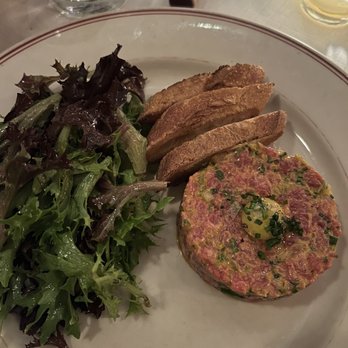 Le Diplomate - Steak tartare - Brasseries Near Me - Washington, DC, District of Columbia