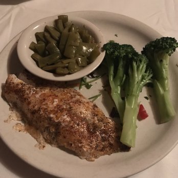 Junior's - Orange Roughy with broccoli and greens beans - American Near Me - Oklahoma City, Oklahoma Junior's - Orange Roughy with broccoli and greens beans - American Near Me - Oklahoma City, Oklahoma