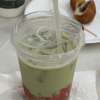 Tous Les Jours - Strawberry Matcha Latte - Bakeries Near Me - Troy, Michigan Tous Les Jours - Strawberry Matcha Latte - Bakeries Near Me - Troy, Michigan
