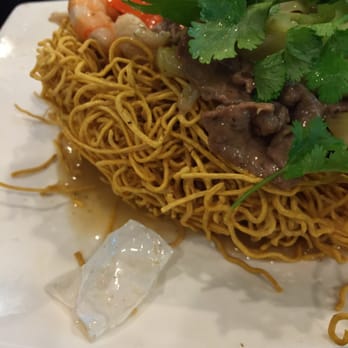 Com Tam Thanh - Plastic for our side dish. I guess it wasn't noticeable. - Vietnamese Near Me - San Jose, California Com Tam Thanh - Plastic for our side dish. I guess it wasn't noticeable. - Vietnamese Near Me - San Jose, California