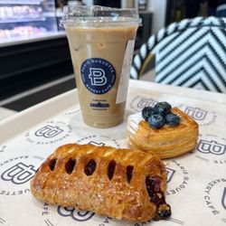 I ordered the Korean Ice Milk Coffee, Blueberry Cream Cheese Pastry and Fruit Bite