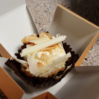 Dahlia Bakery - Bakeries Near Me - Seattle, Washington Dahlia Bakery - Bakeries Near Me - Seattle, Washington