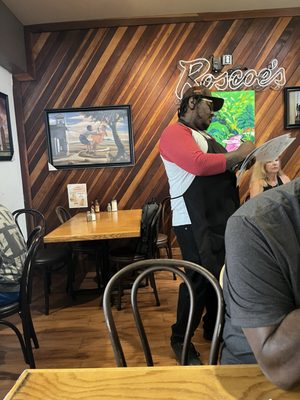 Roscoe's House of Chicken and Waffles by null