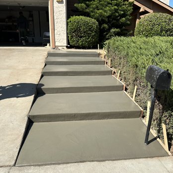 Serrato Asphalt - Concrete steps - Masonry/Concrete Near Me Serrato Asphalt - Concrete steps - Masonry/Concrete Near Me