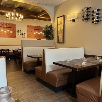 Casa Italiana - Italian Near Me - Richmond, Virginia