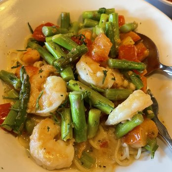 Olive Garden Italian Restaurant - Shrimp Scampi at olive garden - Italian Near Me - Brooklyn, New York Olive Garden Italian Restaurant - Shrimp Scampi at olive garden - Italian Near Me - Brooklyn, New York